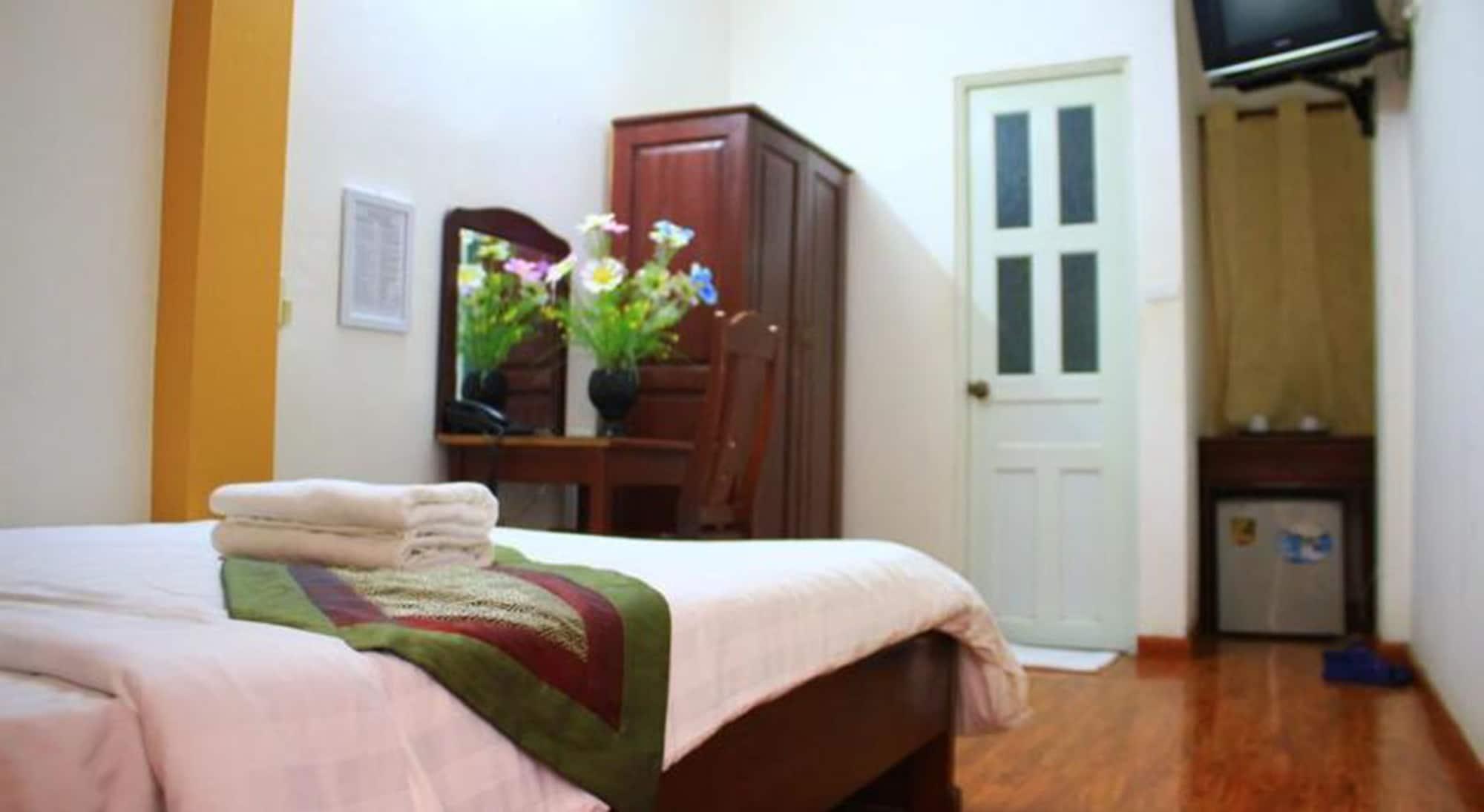 Hoan Kiem Lake Hotel Ханой Экстерьер фото